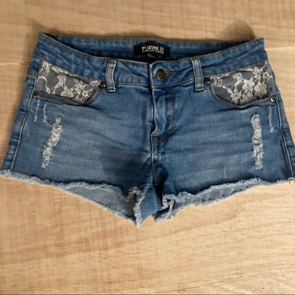 F21 - Lightly Distressed Denim Shorts With Lace Pockets - 27